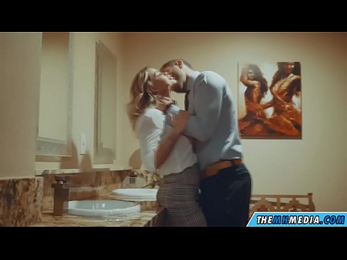 ❤️ когда грудастая блондинка соблазняет тебя в общественном туалете ❤ Секс на onetubes.top